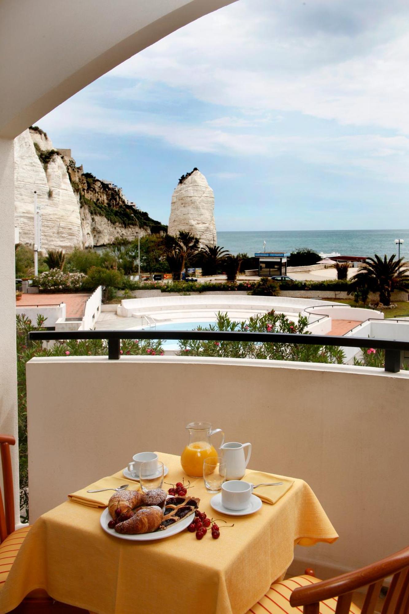 Bikini Hotel Vieste Exteriör bild